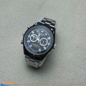 dong ho gan camera w650